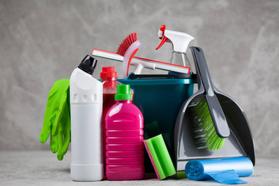 橡膠手套與刷式除塵器 勞保用品中的清潔衛(wèi)士